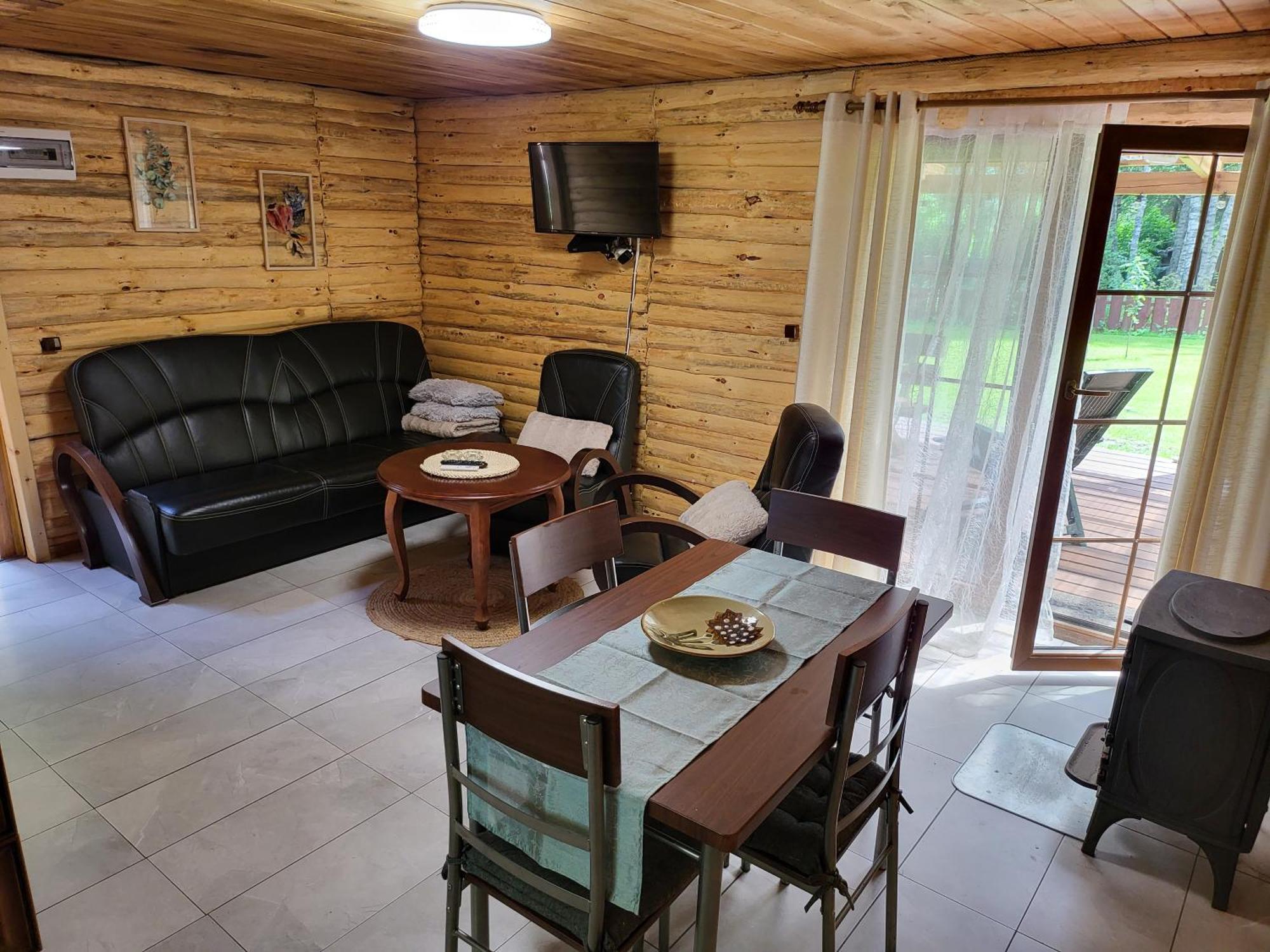 Borowe Chatki Nad Lubiszewem Lipusz Zimmer foto